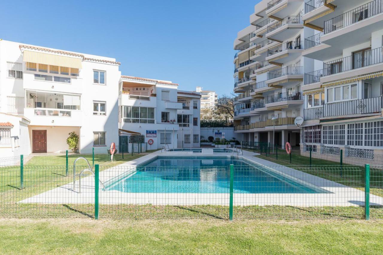 Tgh/ Marbella Beachfront And Center Exterior photo